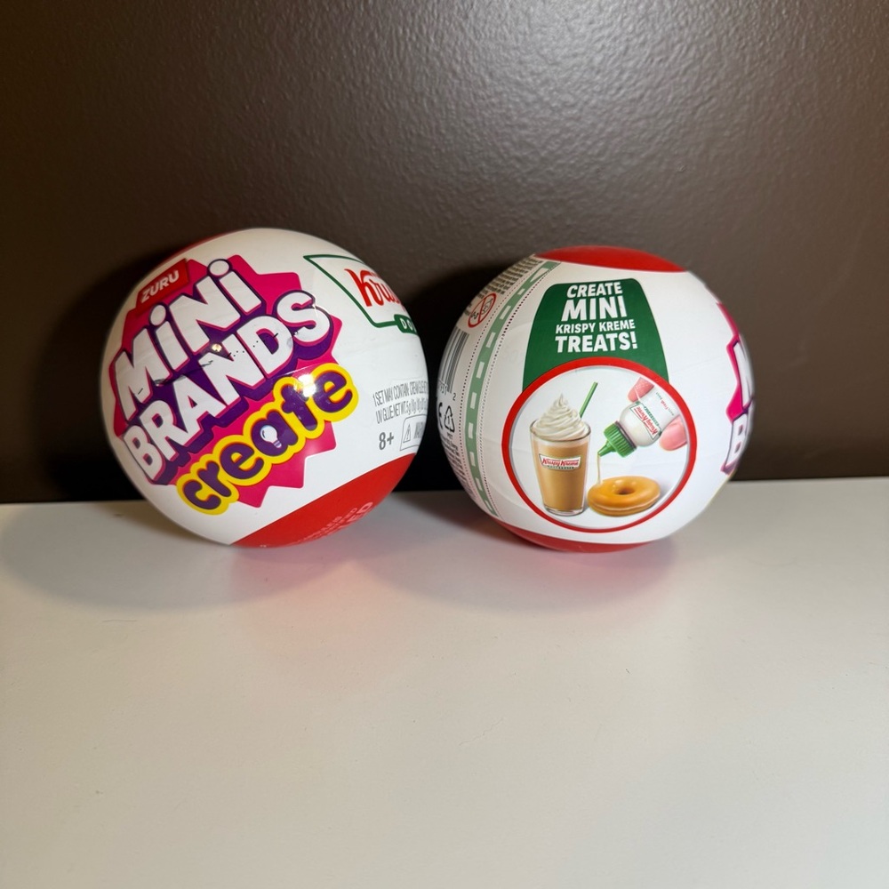 Zuru Mini Brands Create Krispy Kreme Doughnuts Set Of 2 Balls NEW Miniature Food